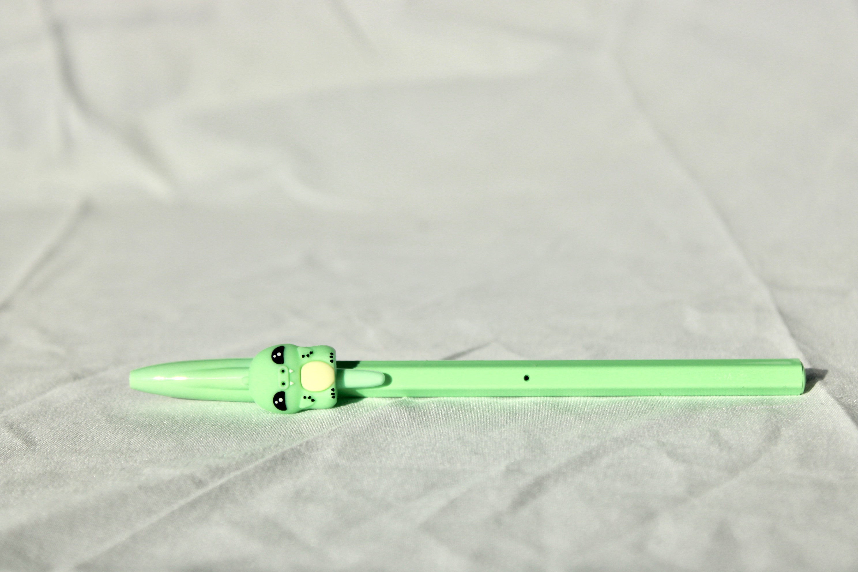 PENNA COLORE VERDE CON DRAGHETTO