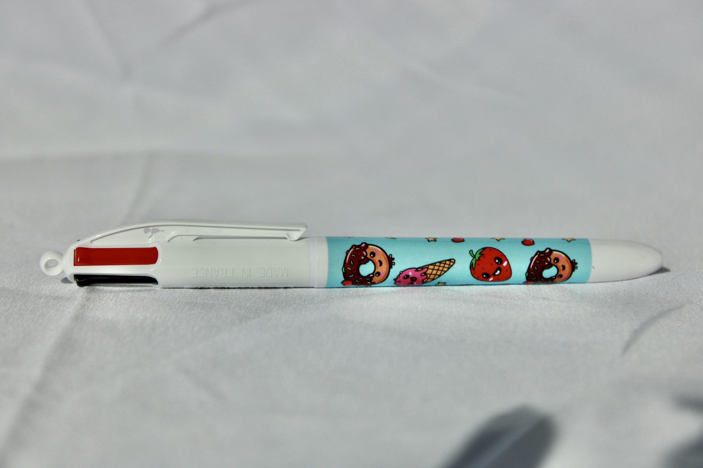 PENNA 4 COLORI BIC CON DOLCI E FRAGOLE